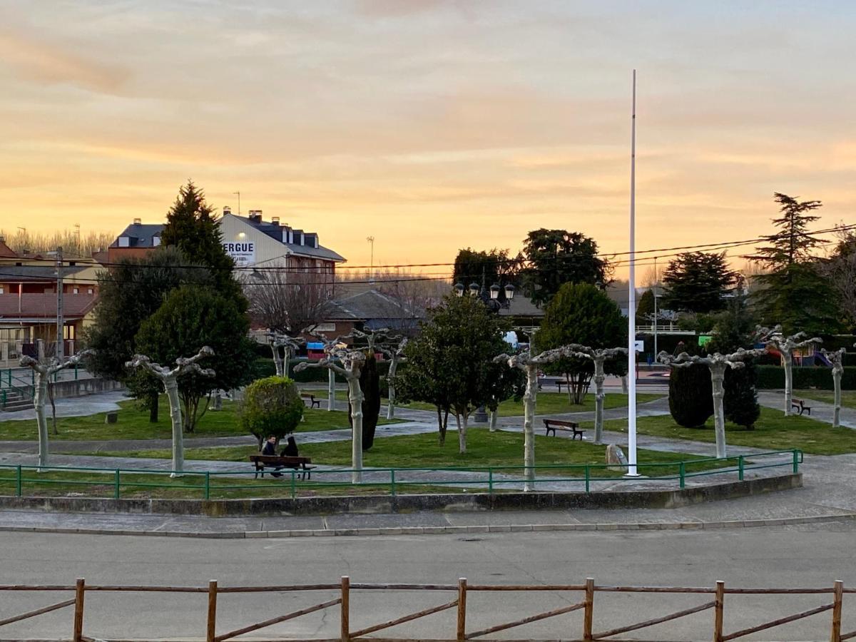 B&B Puente De Orbigo Hospital de Órbigo Eksteriør billede